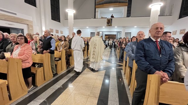 triduum2025_23
